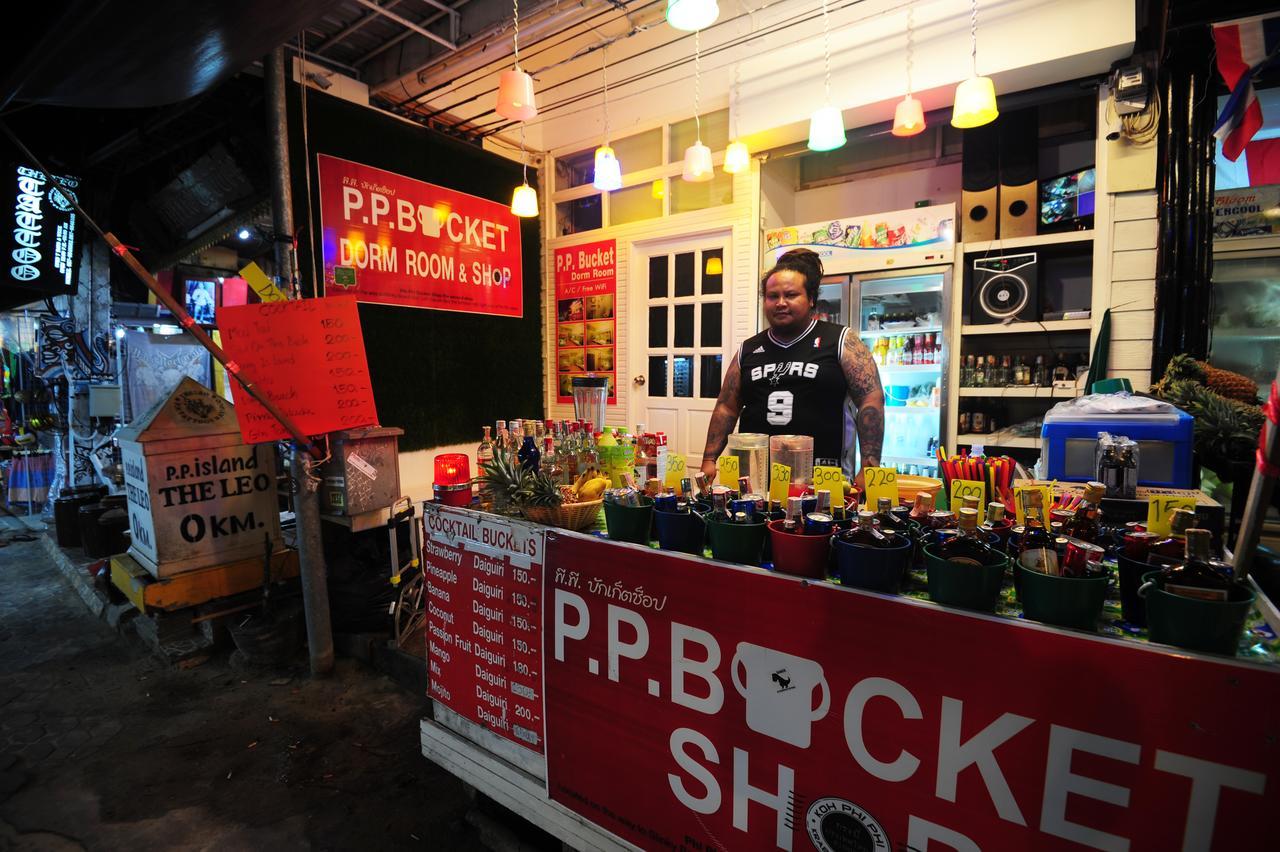 Phi Phi Bucket Hostel Esterno foto