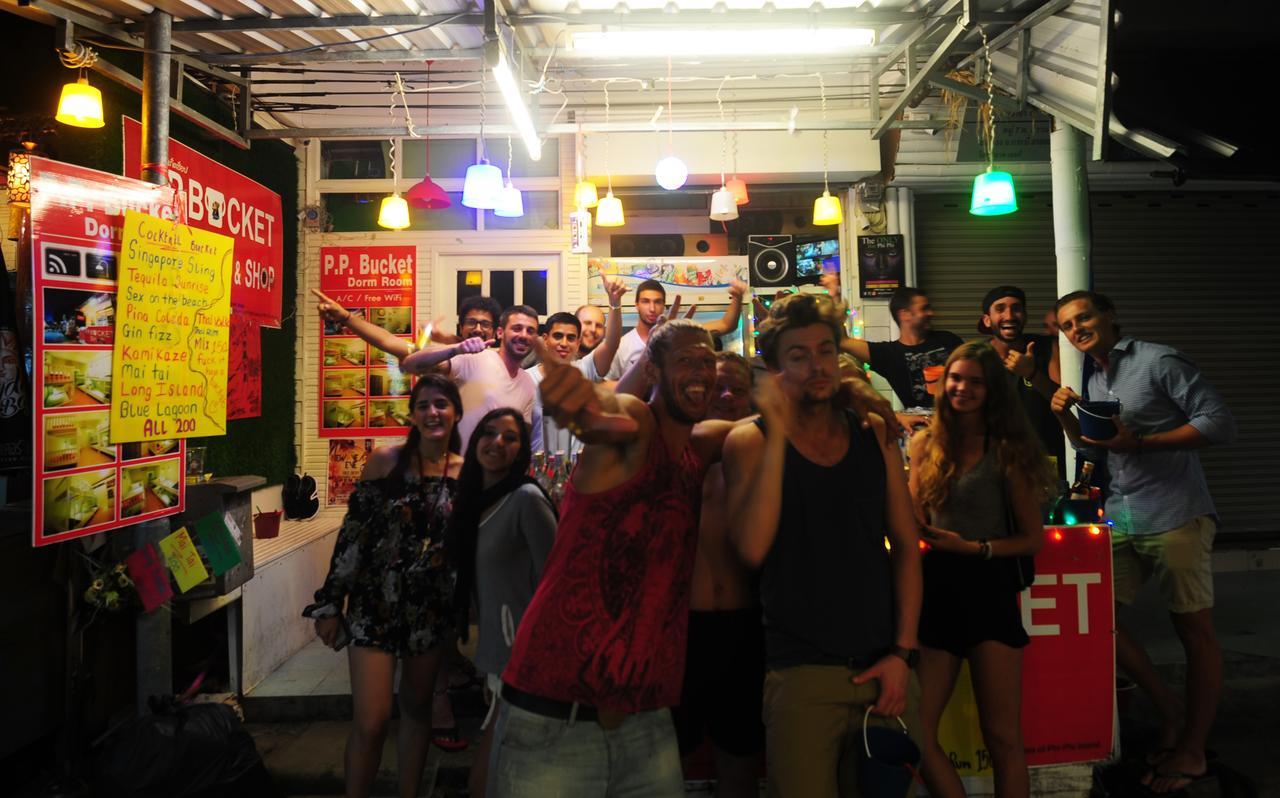 Phi Phi Bucket Hostel Esterno foto
